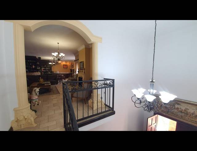 4 BEDROOM HOUSE FOR SALE IN SINOVILLE